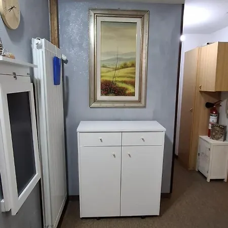 Artesina Apartman *